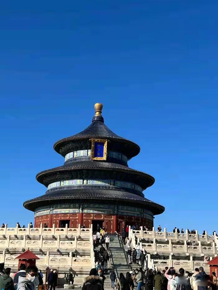 行程共5天4晚,正式游览行程如下:d1:各地-美丽的首都北京d2:升旗仪式