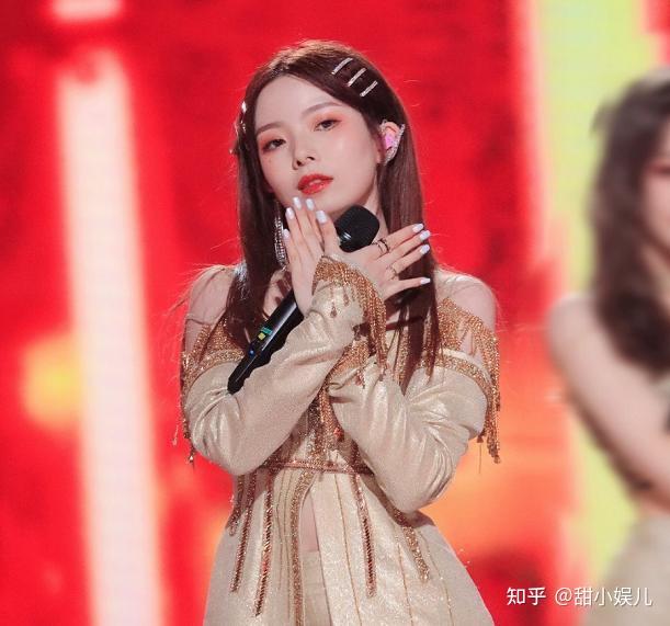 03.陈卓璇饰演"白瞳少女"阿菁