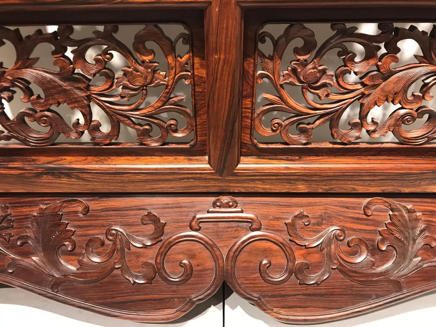 开门的海南黄花梨详解正大春拍490万标王大座屏