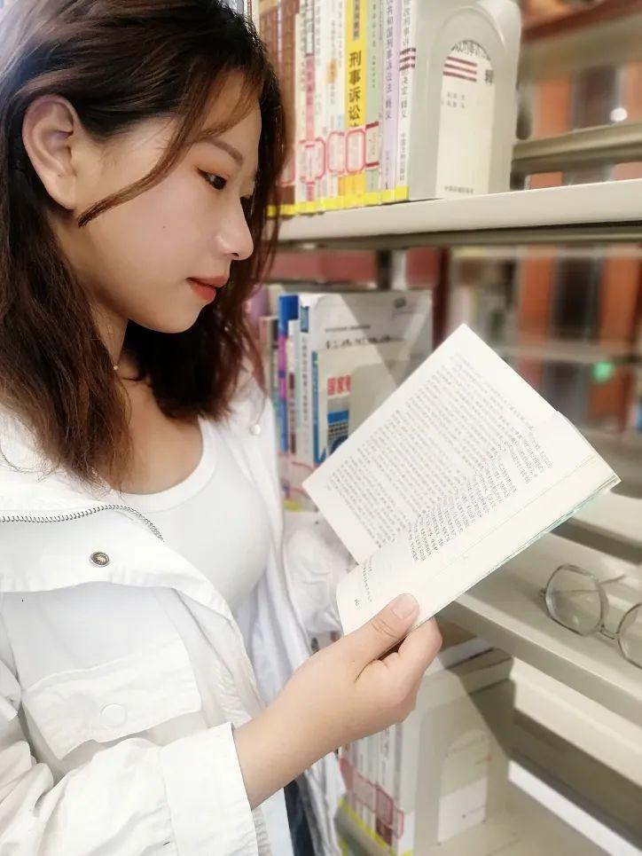 公布|「最美读书人」大学生摄影大赛获奖名单