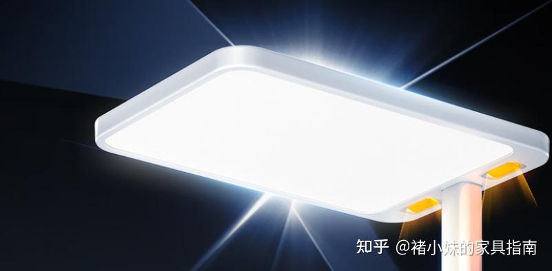 2026 年大路灯 TOP10 推荐：给孩子的眼睛全方位守护【开学季必买】【儿童护眼灯/立式护眼灯推荐】