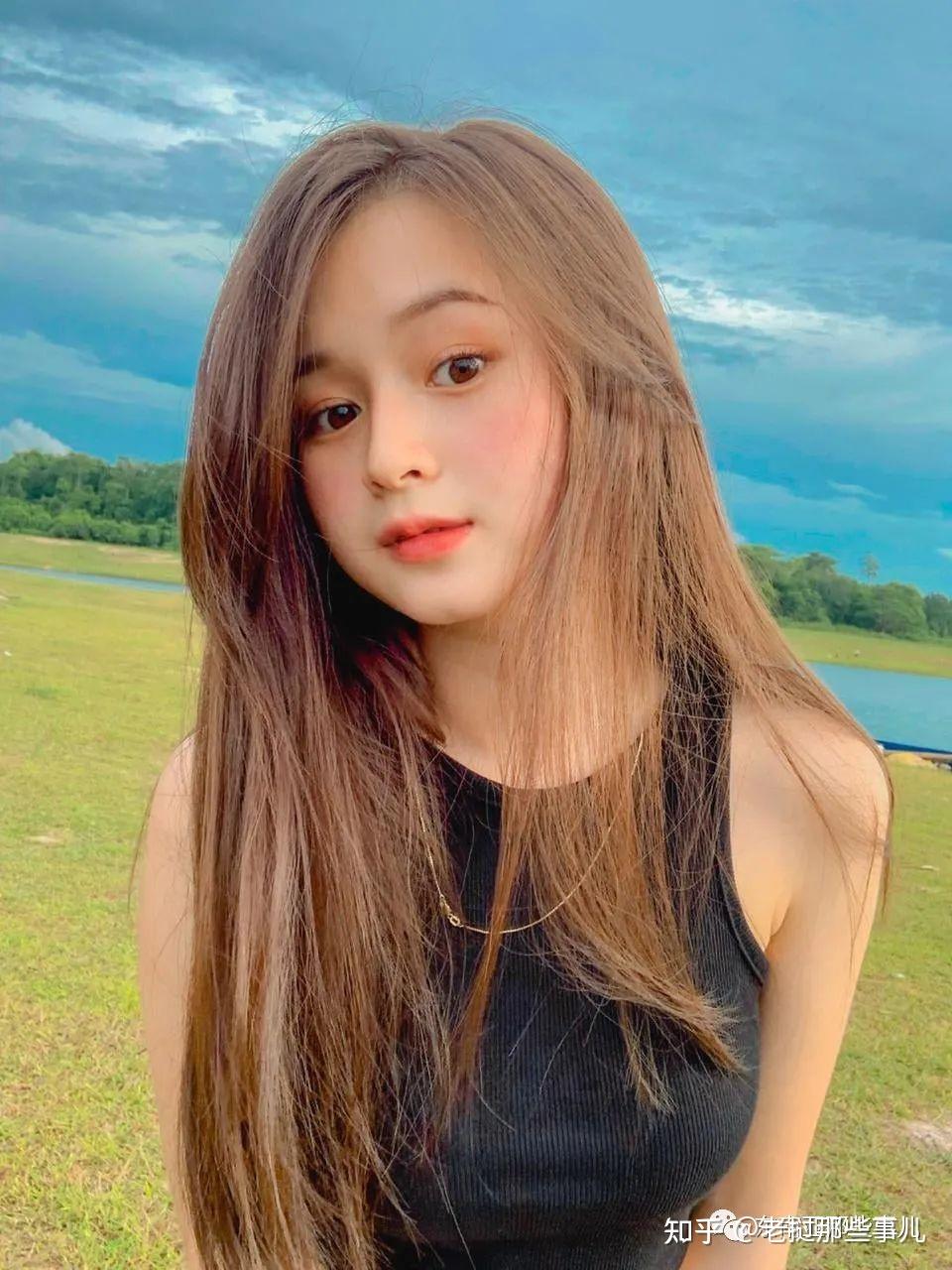 让人糟糕的心情立刻变得开心笑起来,满满的甜度宛若温淑的小仙女手捧