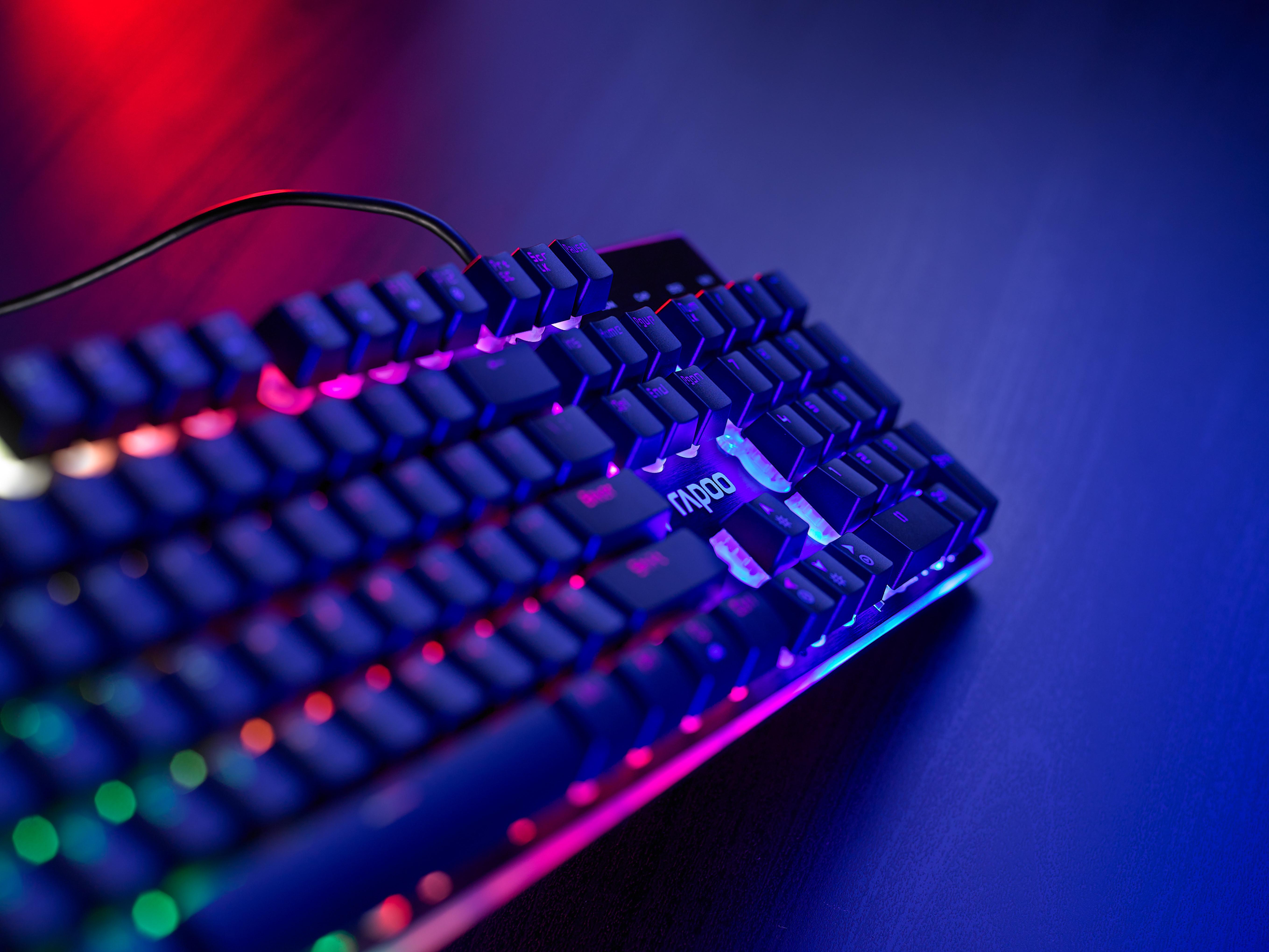 雷柏v52pro混彩背光游戏键盘硬核选手放色去玩