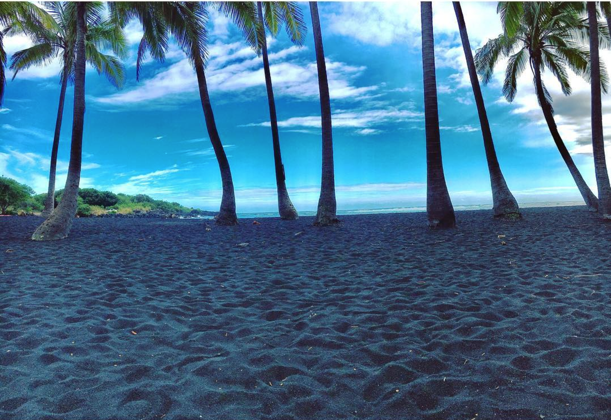 全球16座最独特的迷人沙滩 (五) 夏威夷| Punaluu黑沙滩 - 知乎