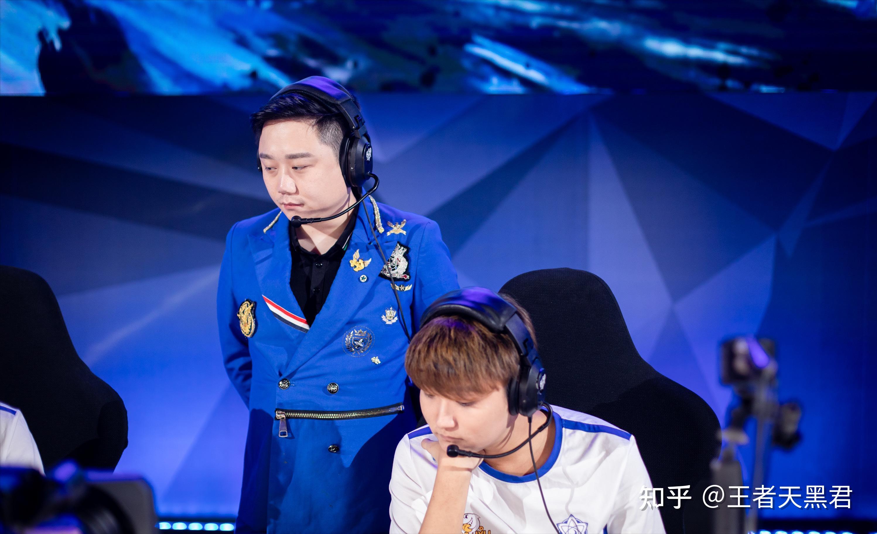 猫神韩涵事件一个喜欢甩锅一个内心敏感逆风了心态都有问题