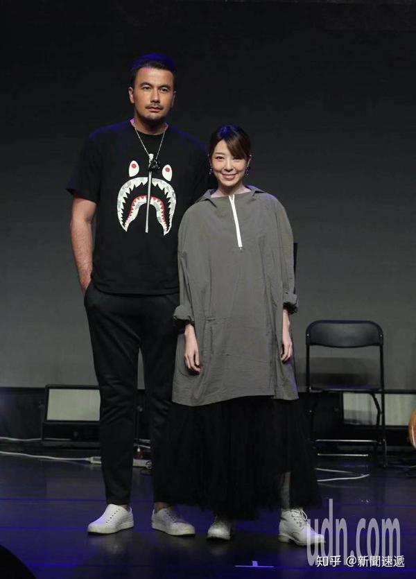 台湾第一男模黄志玮挑战一日摇滚歌手