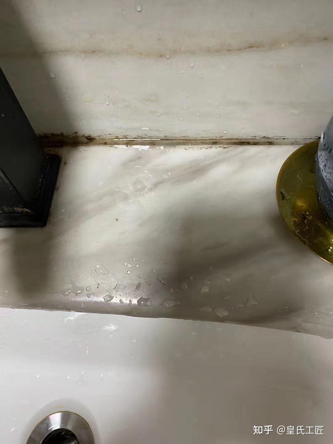 玻璃胶发霉了怎么办?怎么去除发霉的玻璃胶!