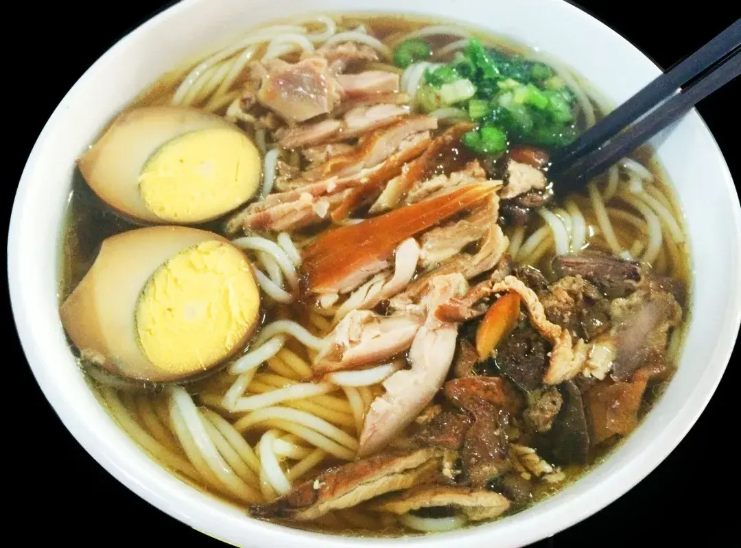 云南米线的品种、吃法及历史来源 - 知乎