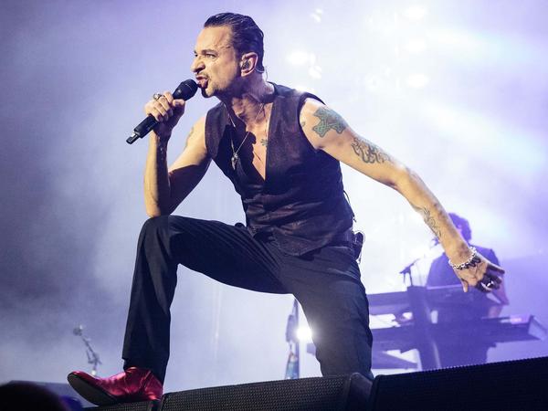 depechemode主唱合作新歌走出舒适区
