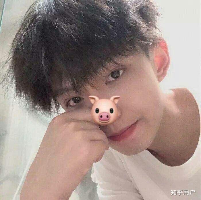 有无高中素人帅哥的照片?晒出你们学校最好看的男生的照片,跪求? - 知