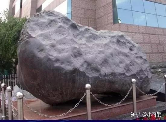 日本系守镇陨石坠落地 日本系守镇真的被陨石 日本系守镇存在吗