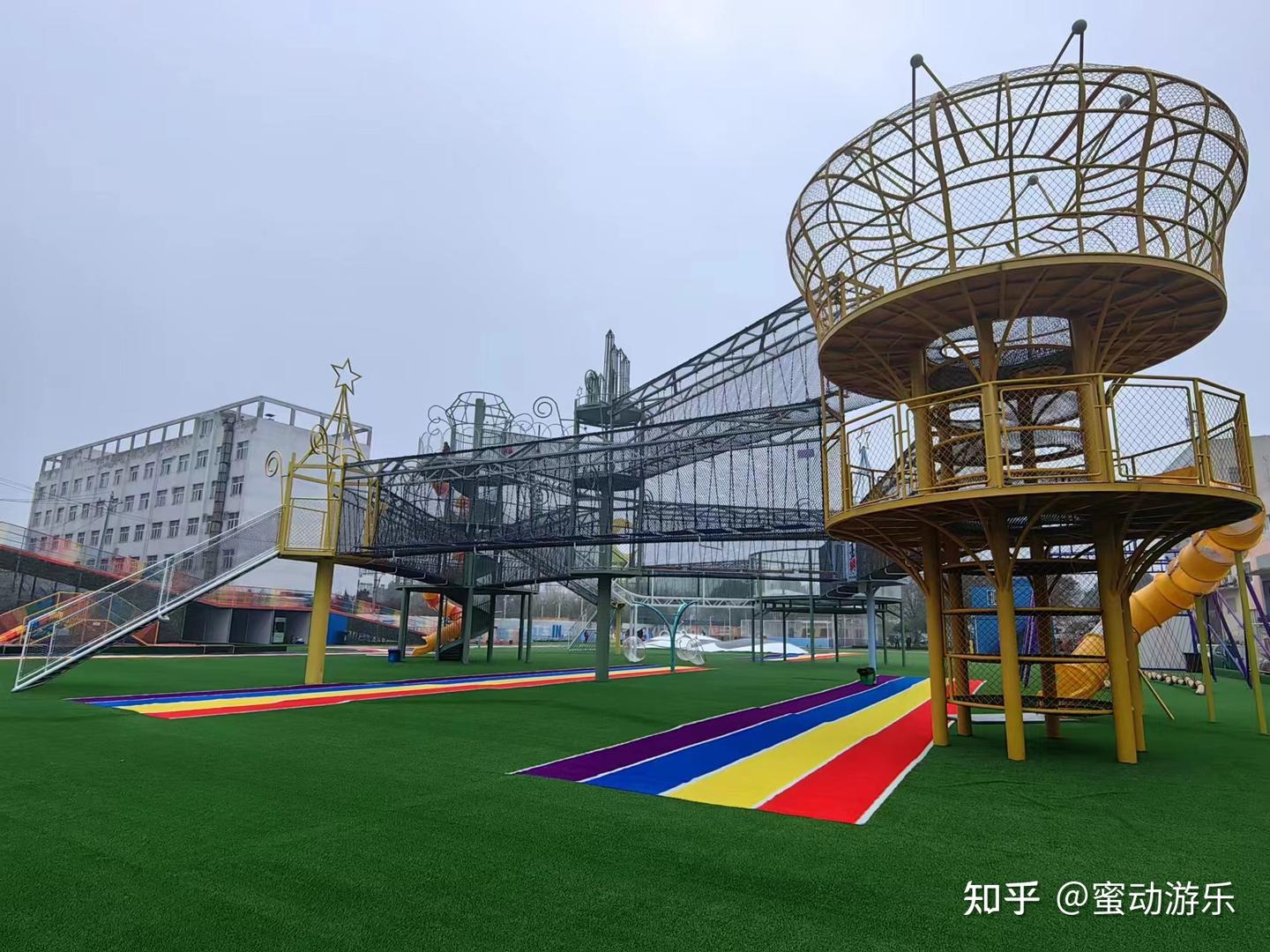 如何打造持续火爆的无动力户外游乐园设备？