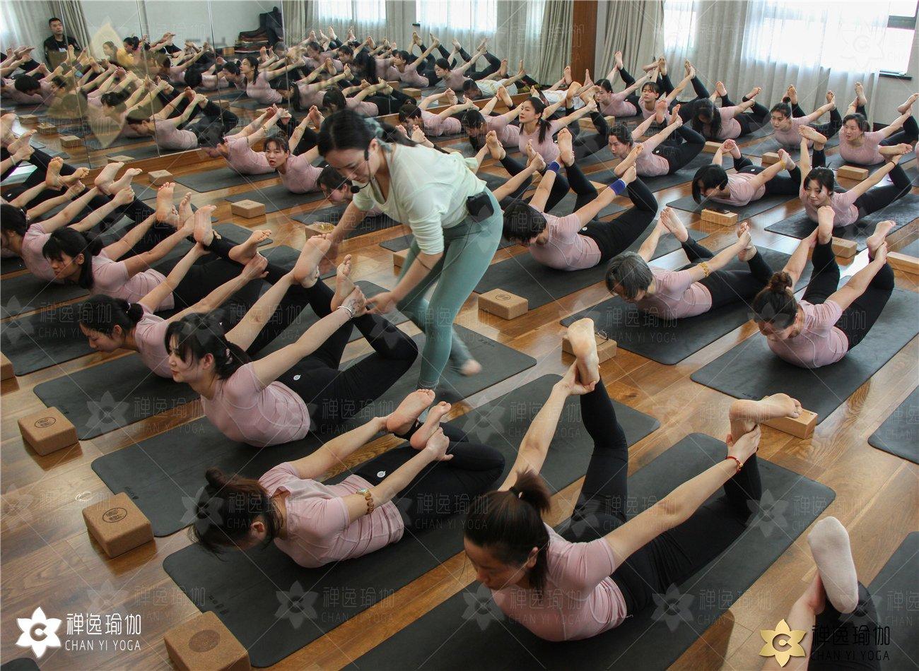 瑜伽教练培训班毕业后怎么就业禅意瑜伽的学员都能解决就业问题