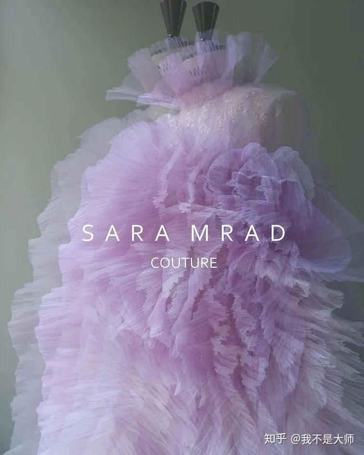 如艺术品的彩色礼服也太美了吧!来自黎巴嫩Sara Mrad 的古灵精怪“浪漫仙裙” - 知乎