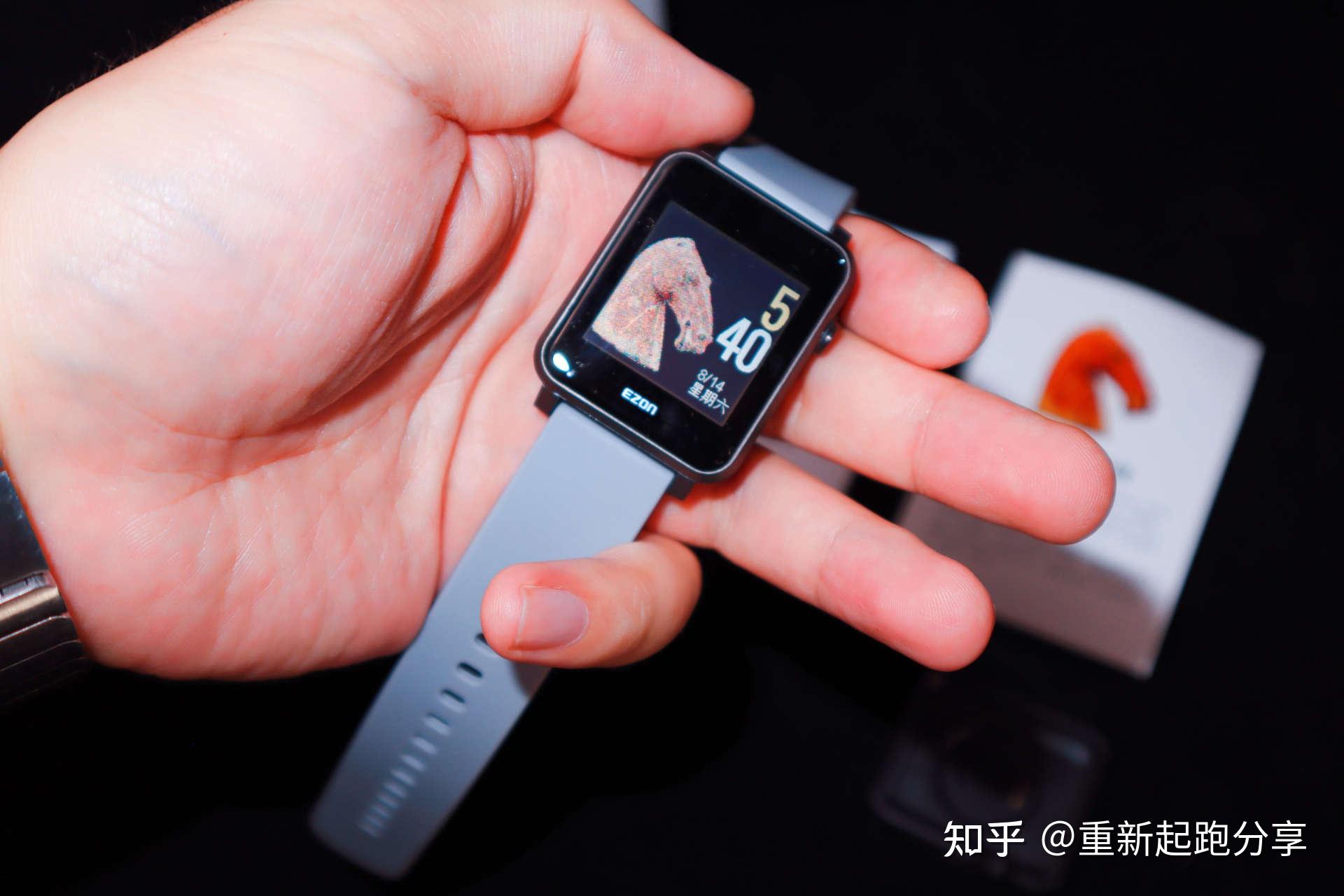 人的第一块专业运动智能手表怎么选,你可以看看宜准运动手表r1 - 知乎