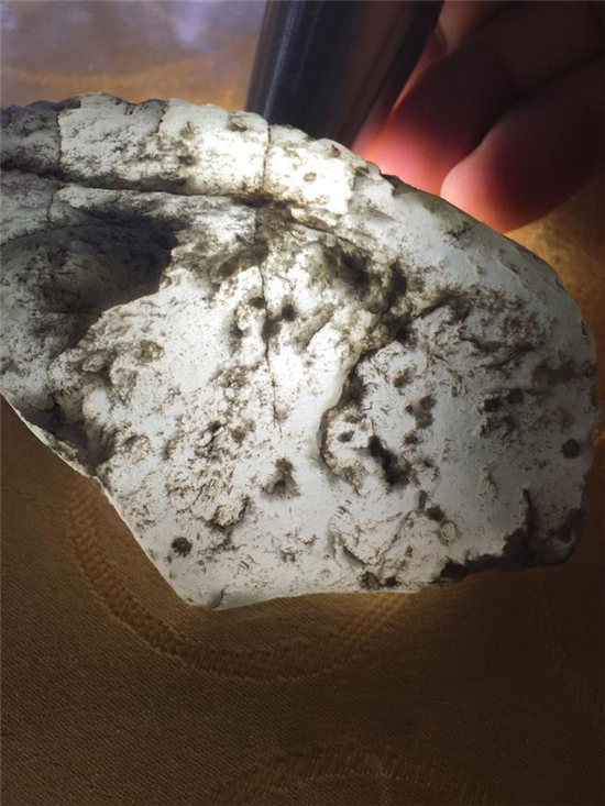 翡翠原石知识-莫西沙赌石的5个层次