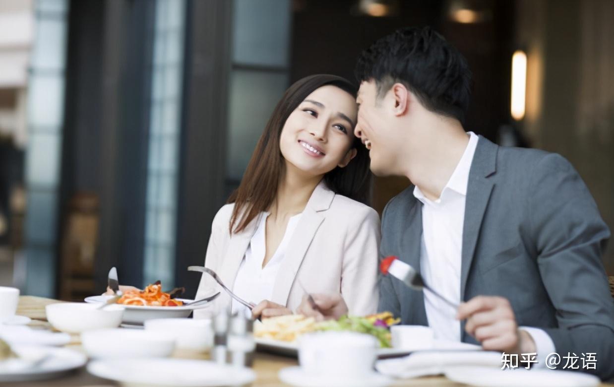 和女生约会吃饭时怎么做才能让女生对我们好感大增