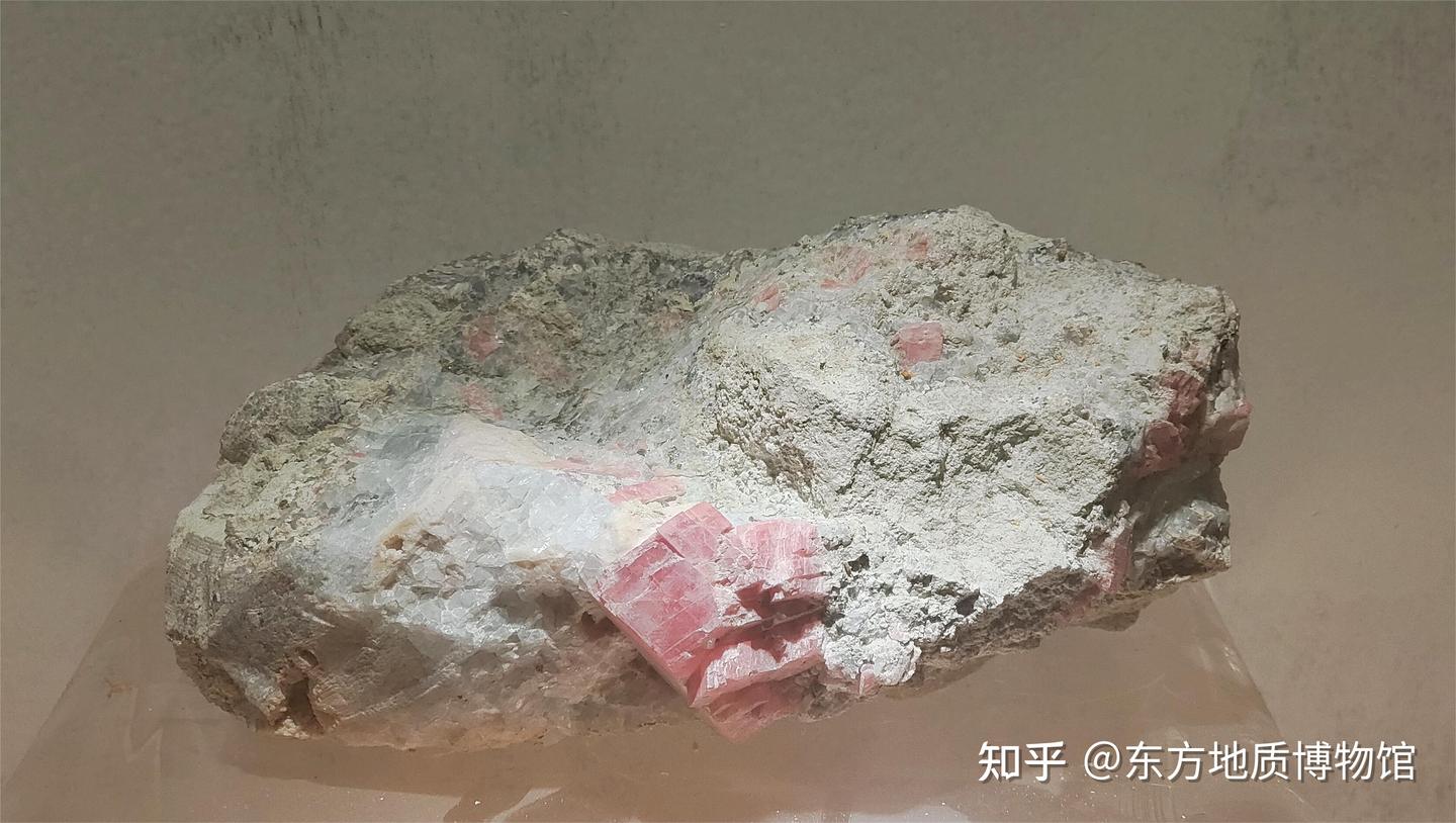 白钨矿 - 知乎
