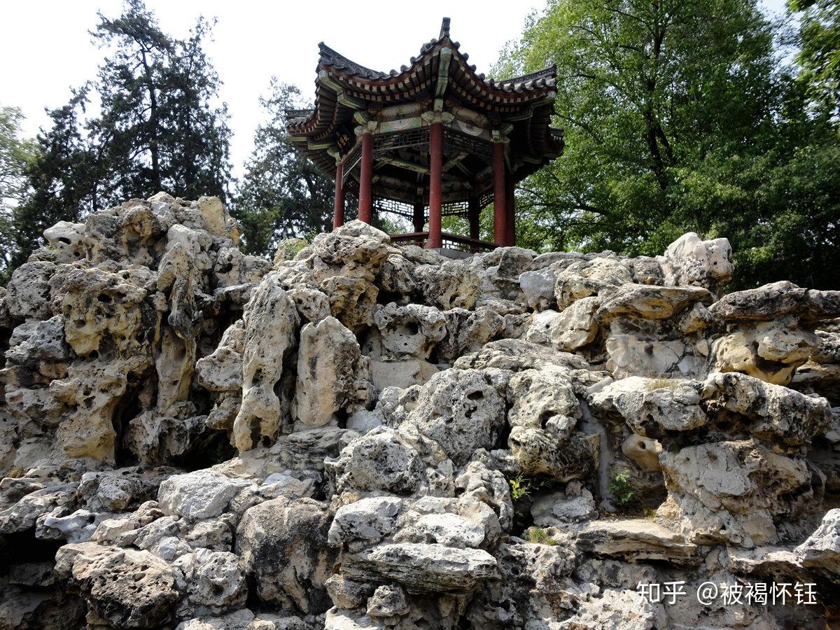 1 基本情況按《中國古典園林史》中的歷史分期與類型分類定位:北海