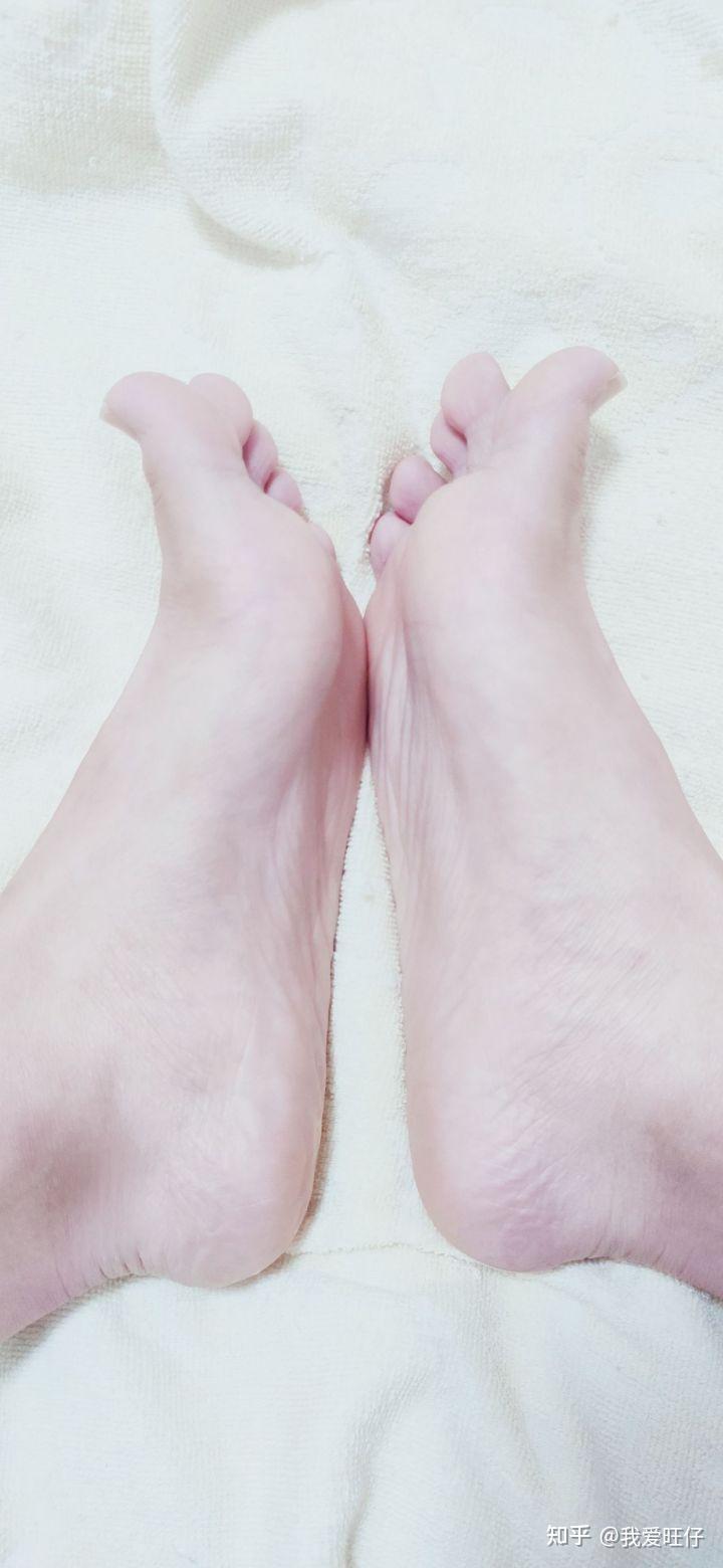 脚白就是好看吗