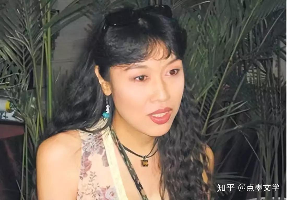 韩42岁的变性人河莉秀晒自拍照似少女 她和金星一样将面临变性带来的后遗症是.......-搜狐娱乐