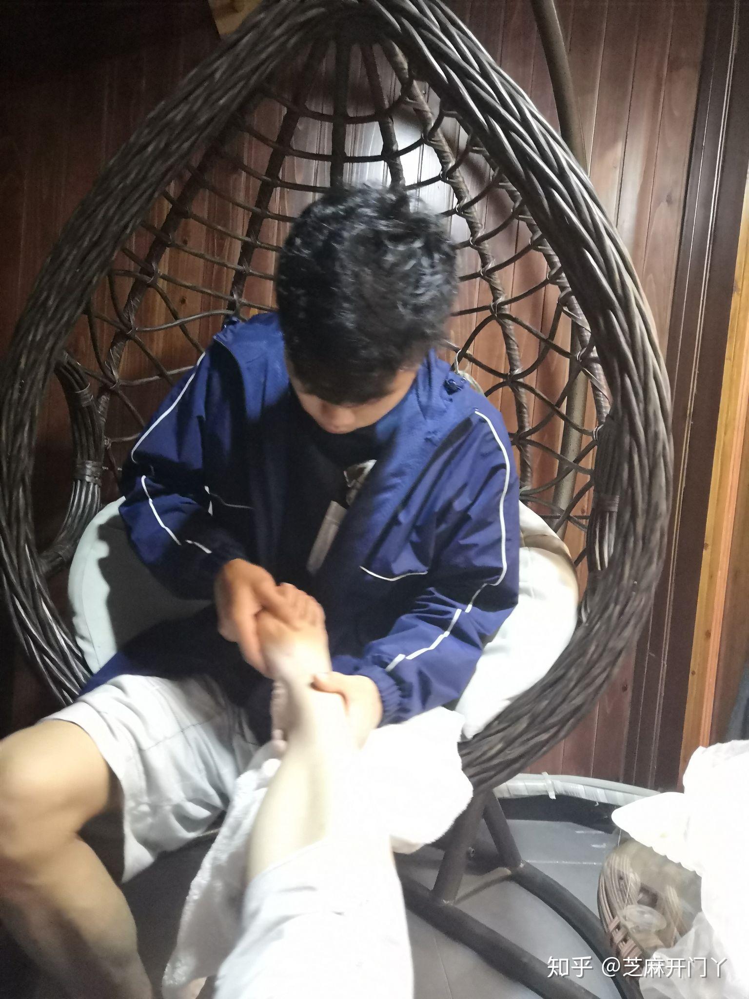 你会给你给你的女朋友洗脚么? - 知乎