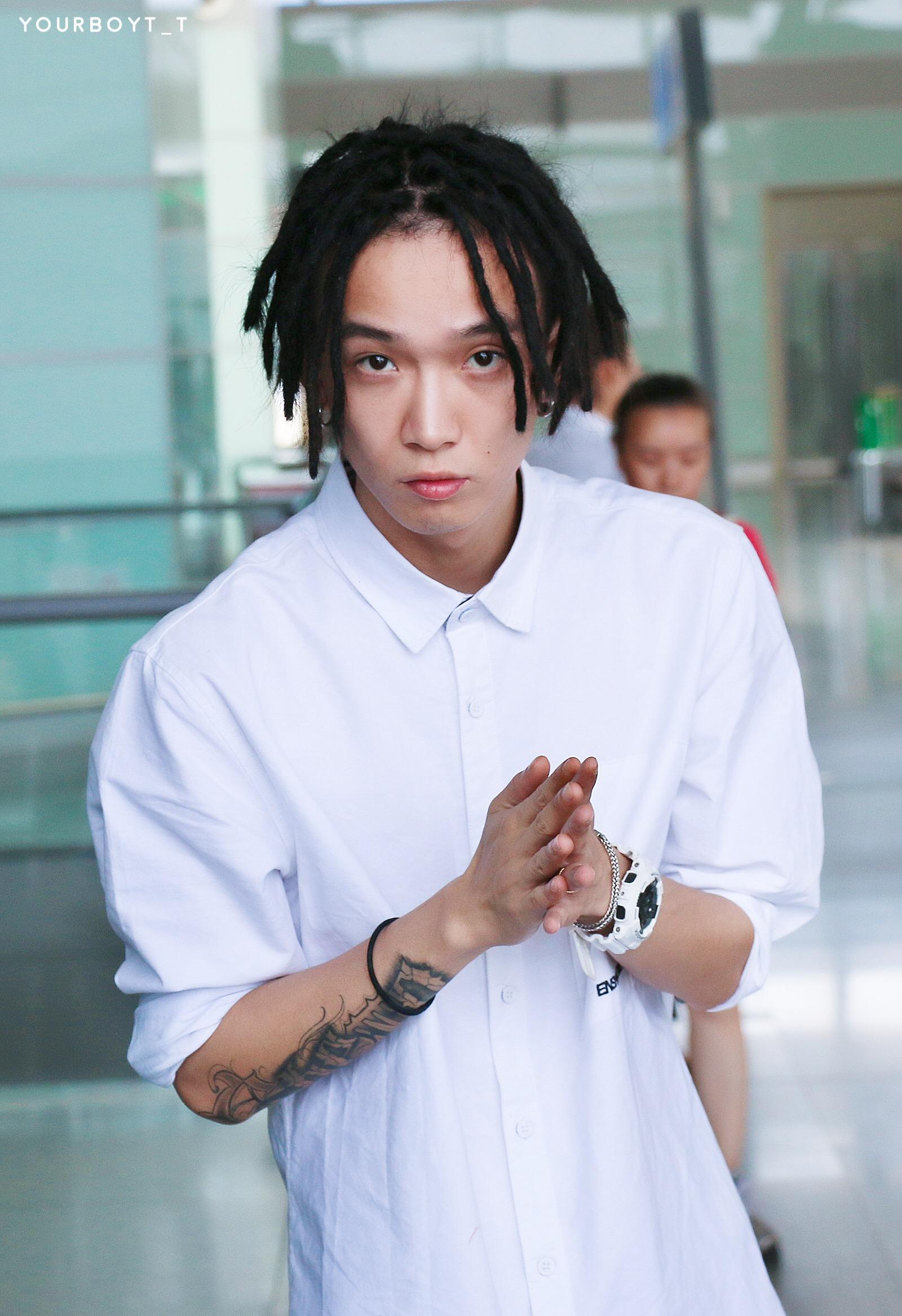 谁有tizzyt的壁纸可以推荐一下的