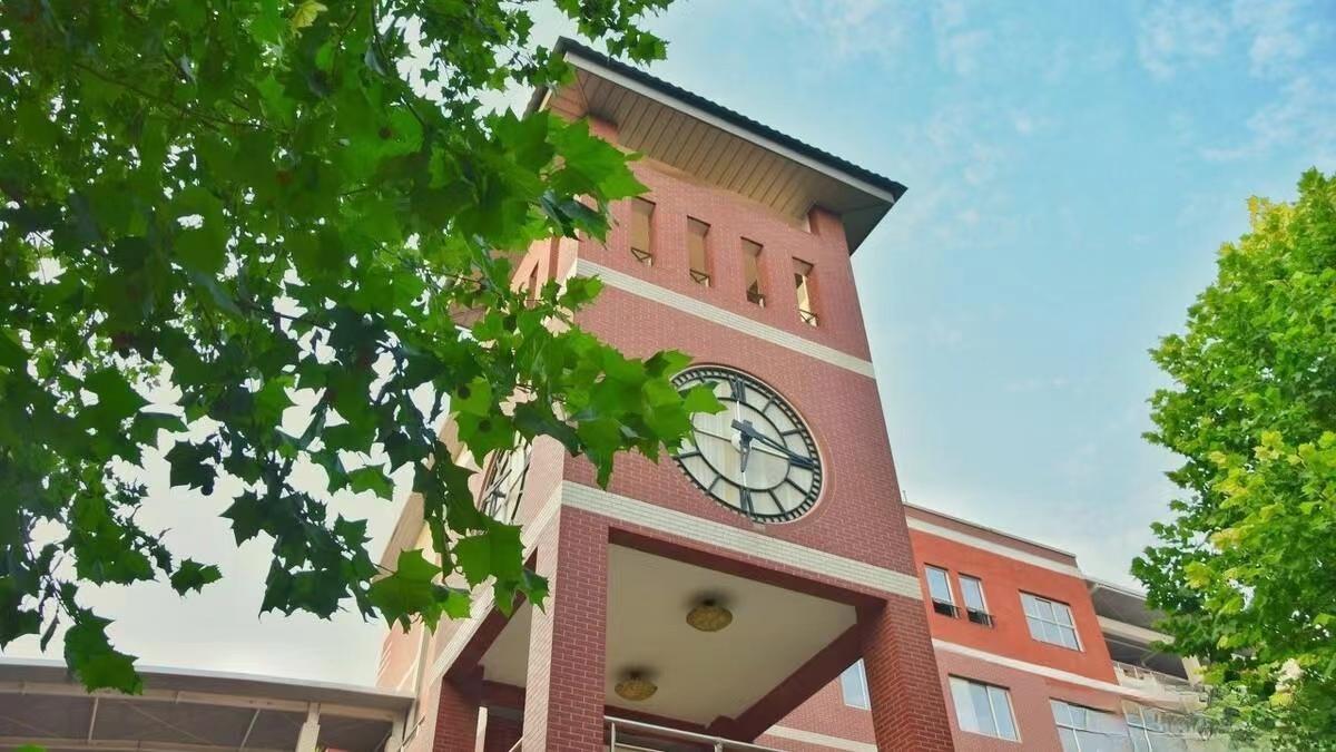 走过百年的河北大学升级双一流高校为期已不远考到即赚到你选不选