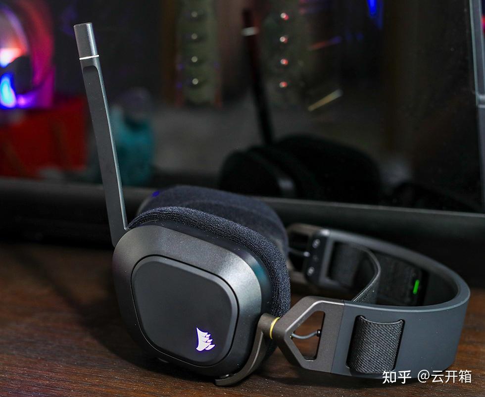 无线长续航杜比全景声音效美商海盗船corsairhs80rgb游戏耳机体验