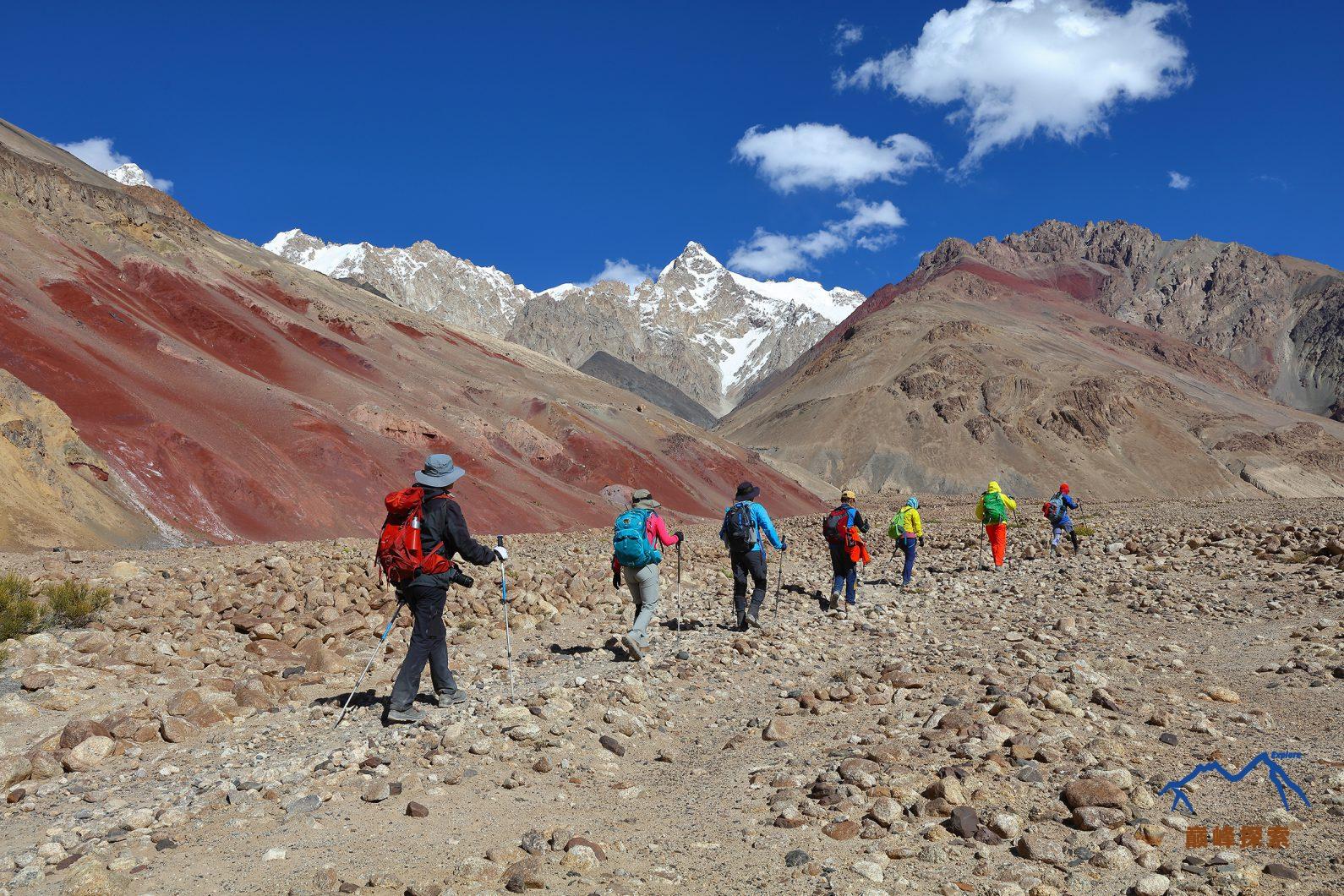 名山有多少人口_秋名山车神图片