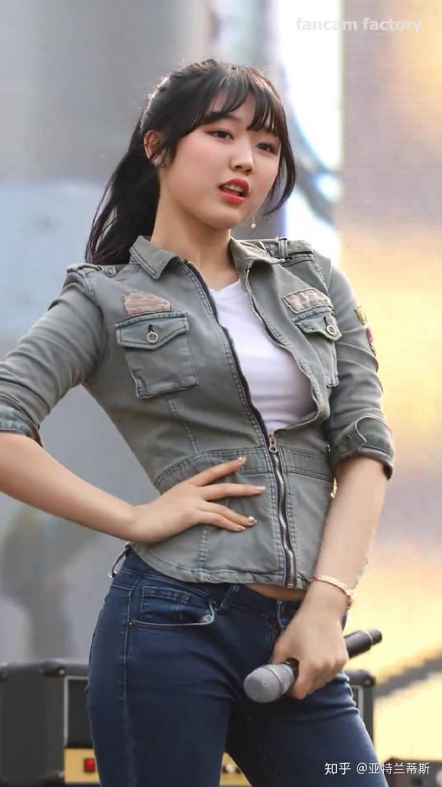 韩智允看惯了小清新来看看实实在在的美女