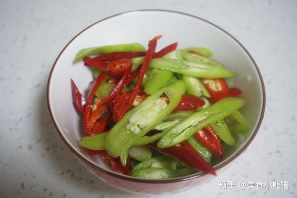 如何把肉炒老一点 v2-d4e324e3894652262c79df1e4fde32cd_r.jpg
