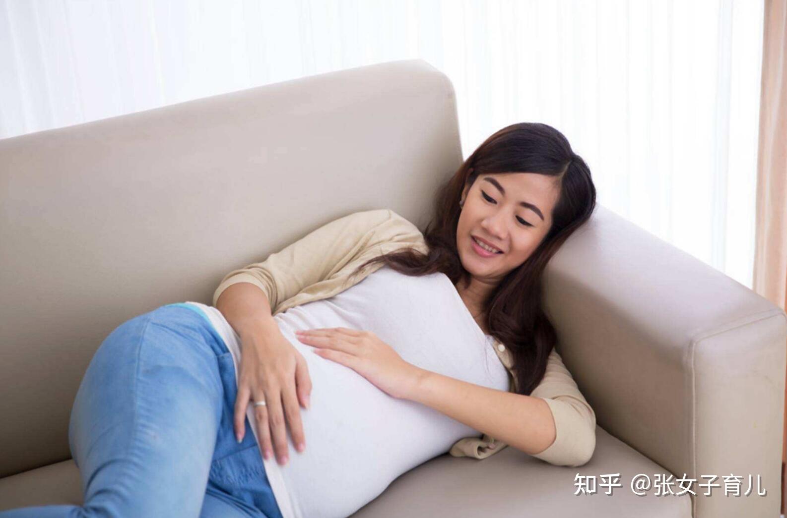 孕婦睡姿三階段！3個小方法，讓你孕晚期一覺到天亮! - mamaway