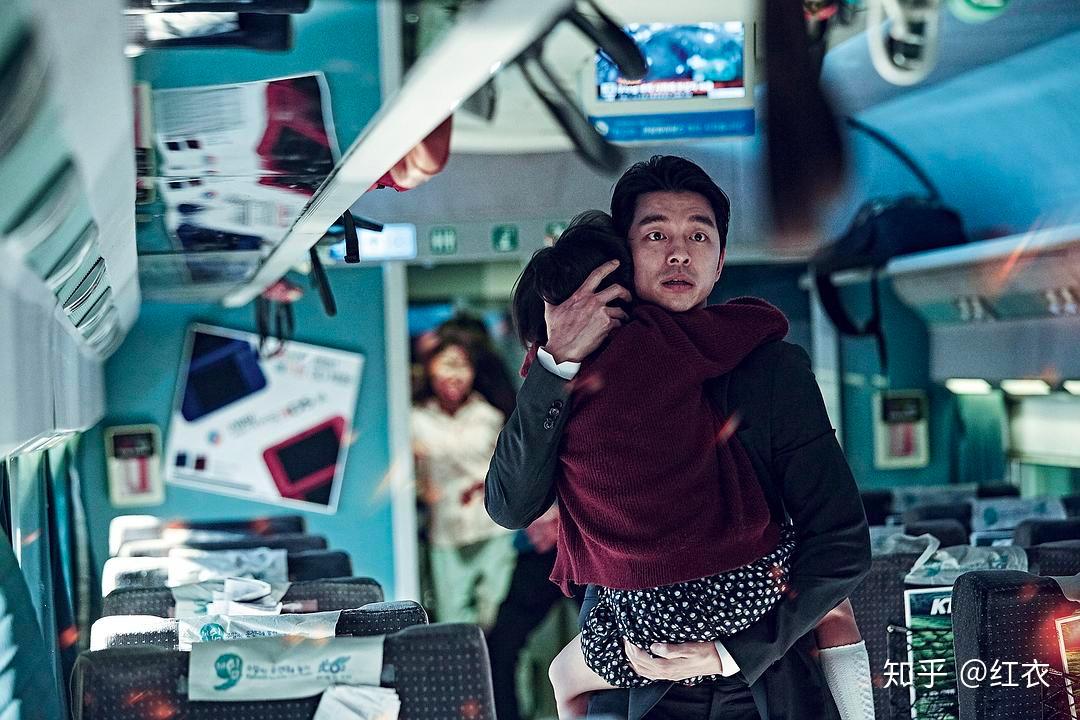 爆裂大叔为了妻子腹中胎儿独臂对殴丧尸如群.