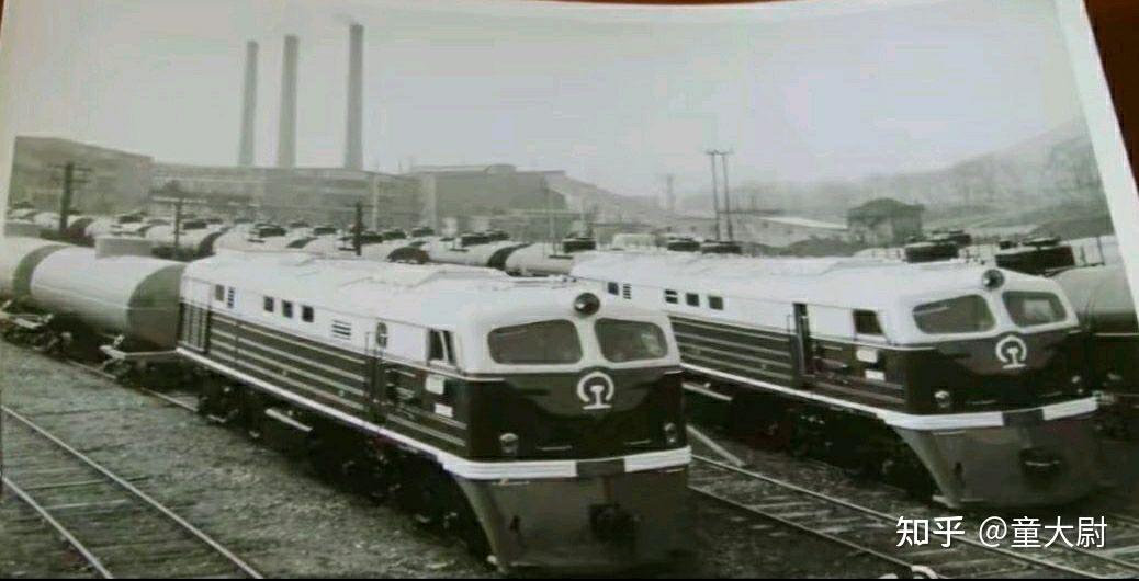关于两窗东风型内燃机车的车号及配属问题的考证(含巨龙型) - 知乎