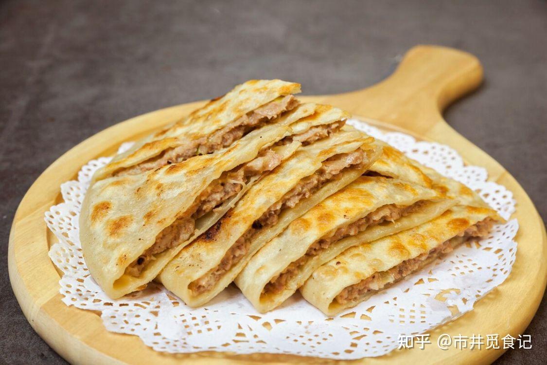 位列第一的香河肉饼是河北省香河县的特色美食,香河肉饼有着两百多年
