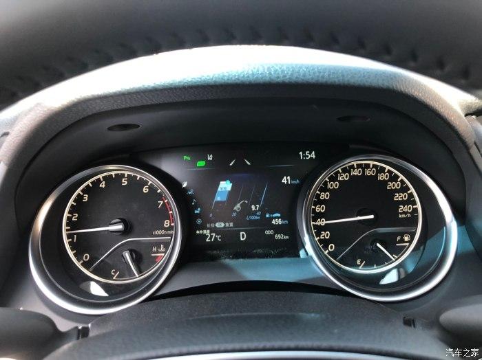 21款2.0g豪华版凯美瑞的使用感受