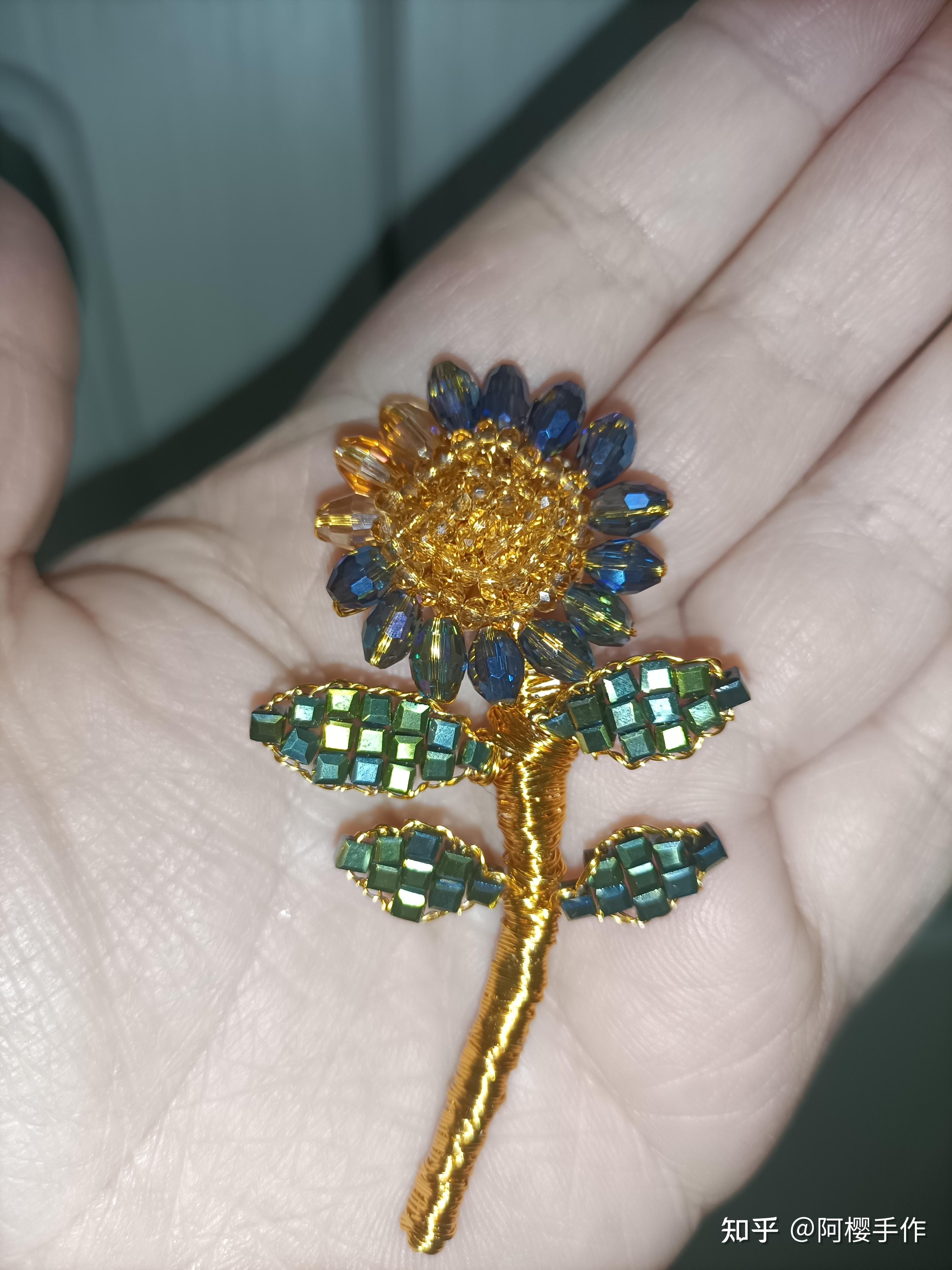 铜丝绕线向日葵花朵胸针 - 知乎