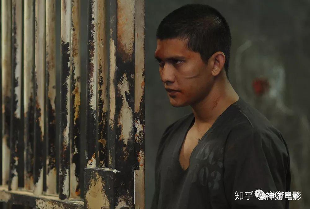 这次的升级可以说是直接来个翻倍,全是近身肉搏,冷武器,赤手空拳的