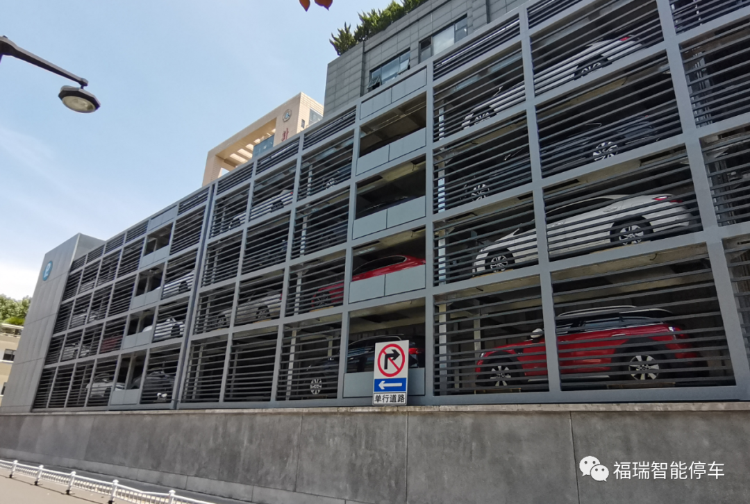 德国沃尔夫斯堡全自动停车塔本文带你领略下各地脑洞大开的创意停车场