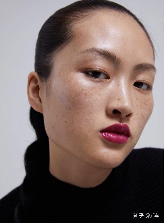 厌世鬼娃娃她们的面部脂肪真懂事