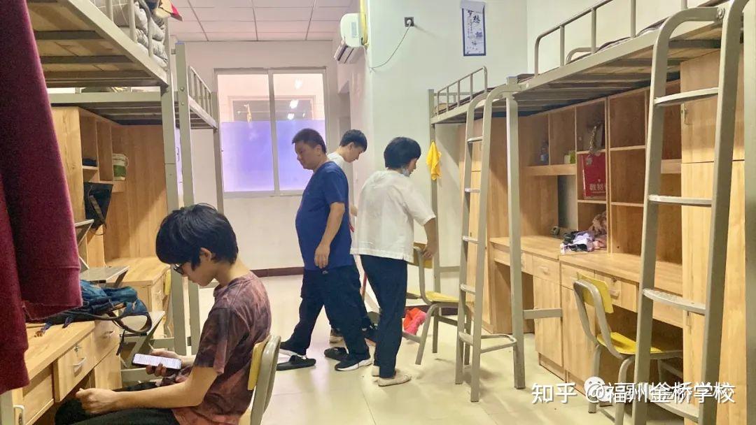 福州金桥学校2022级高一新生暑期衔接班第二期正式开启