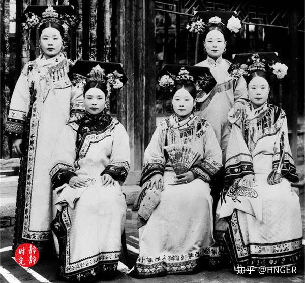 从明末到民国时期女装的演变,看旗袍之起源 - 知乎