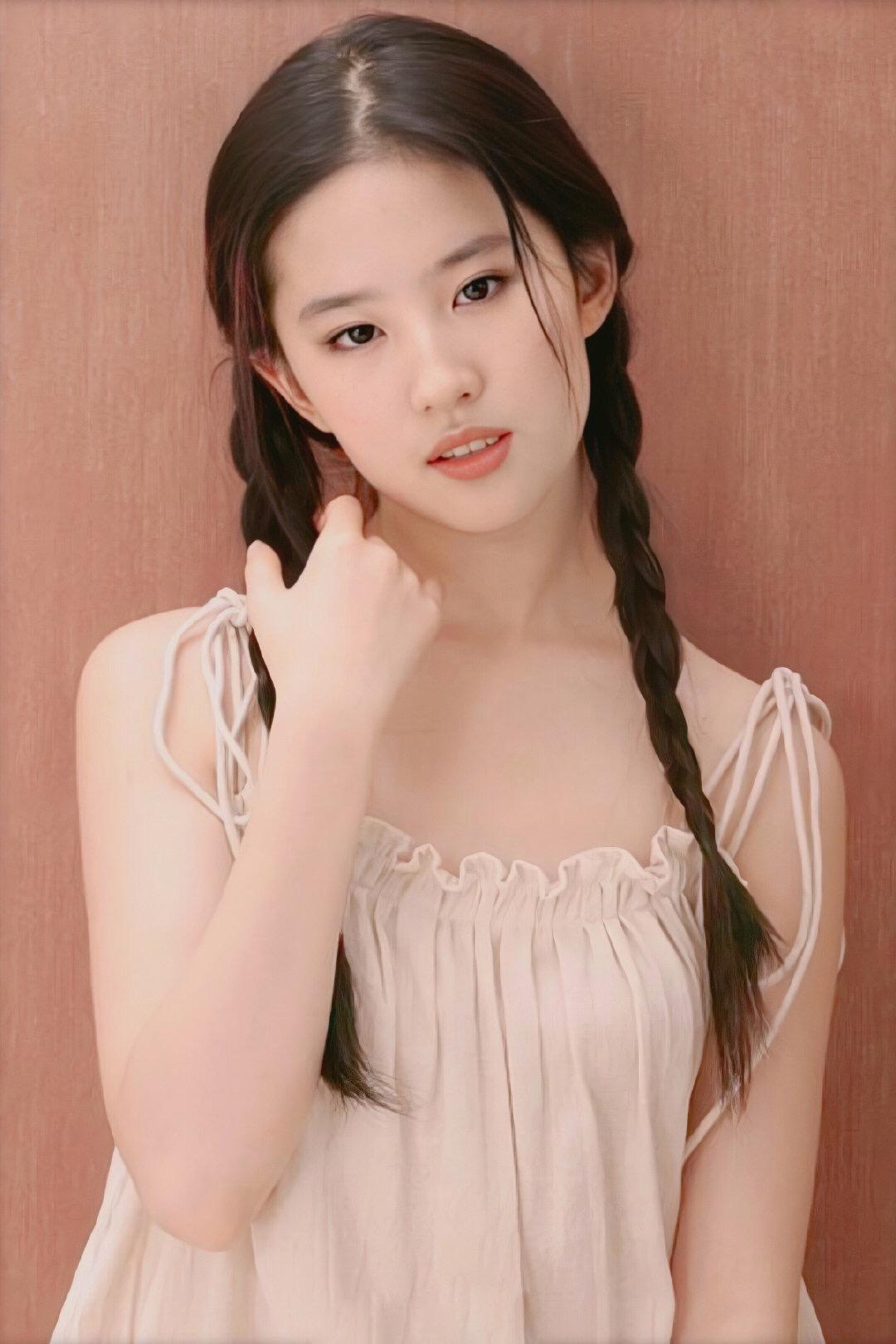 抛开气质光凭长相你认为最美的女明星是谁