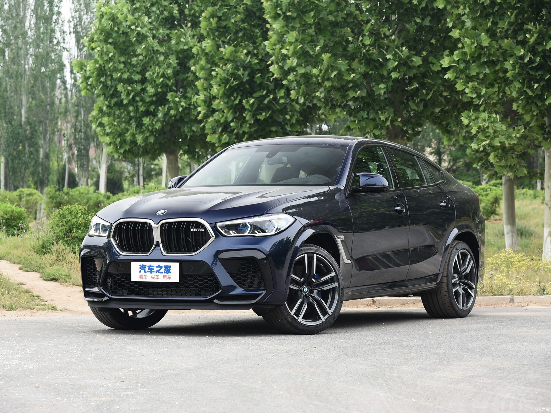 解析2020款宝马x6m44lv8双涡轮增压发动机最大600马力