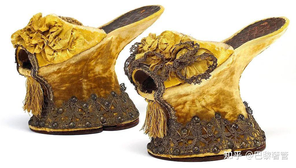 法国国王路易十四不愧是高跟鞋史上最佳代言人! 
