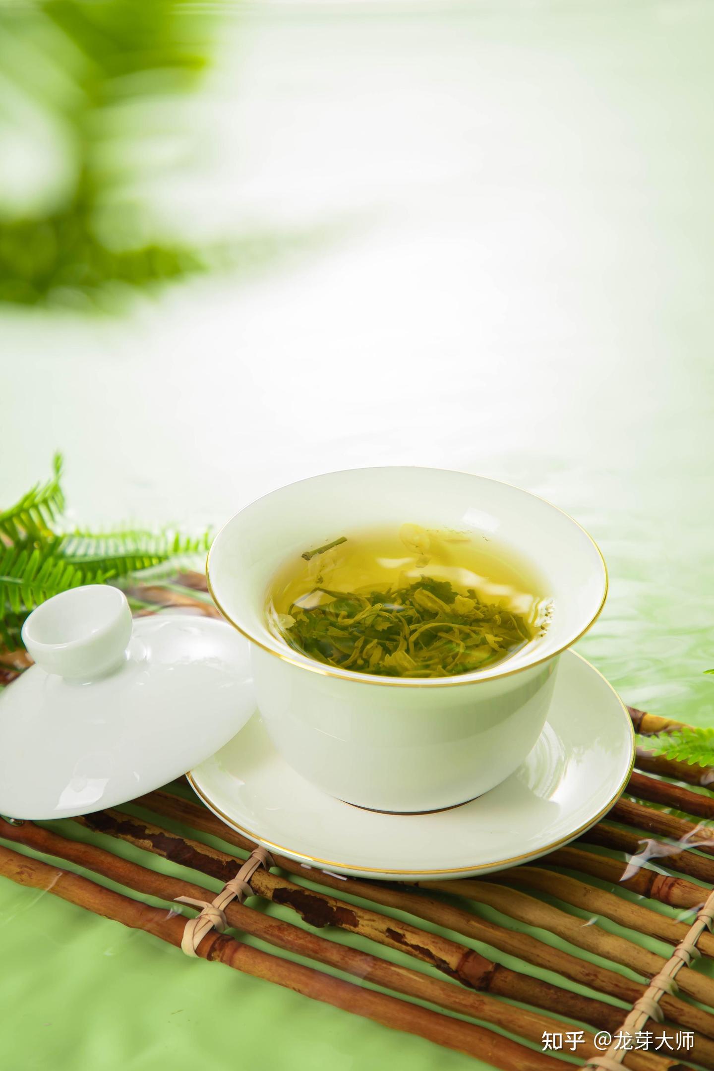 错用“以茶代酒”被领导冷落,同事竟是职场王者? - 知乎