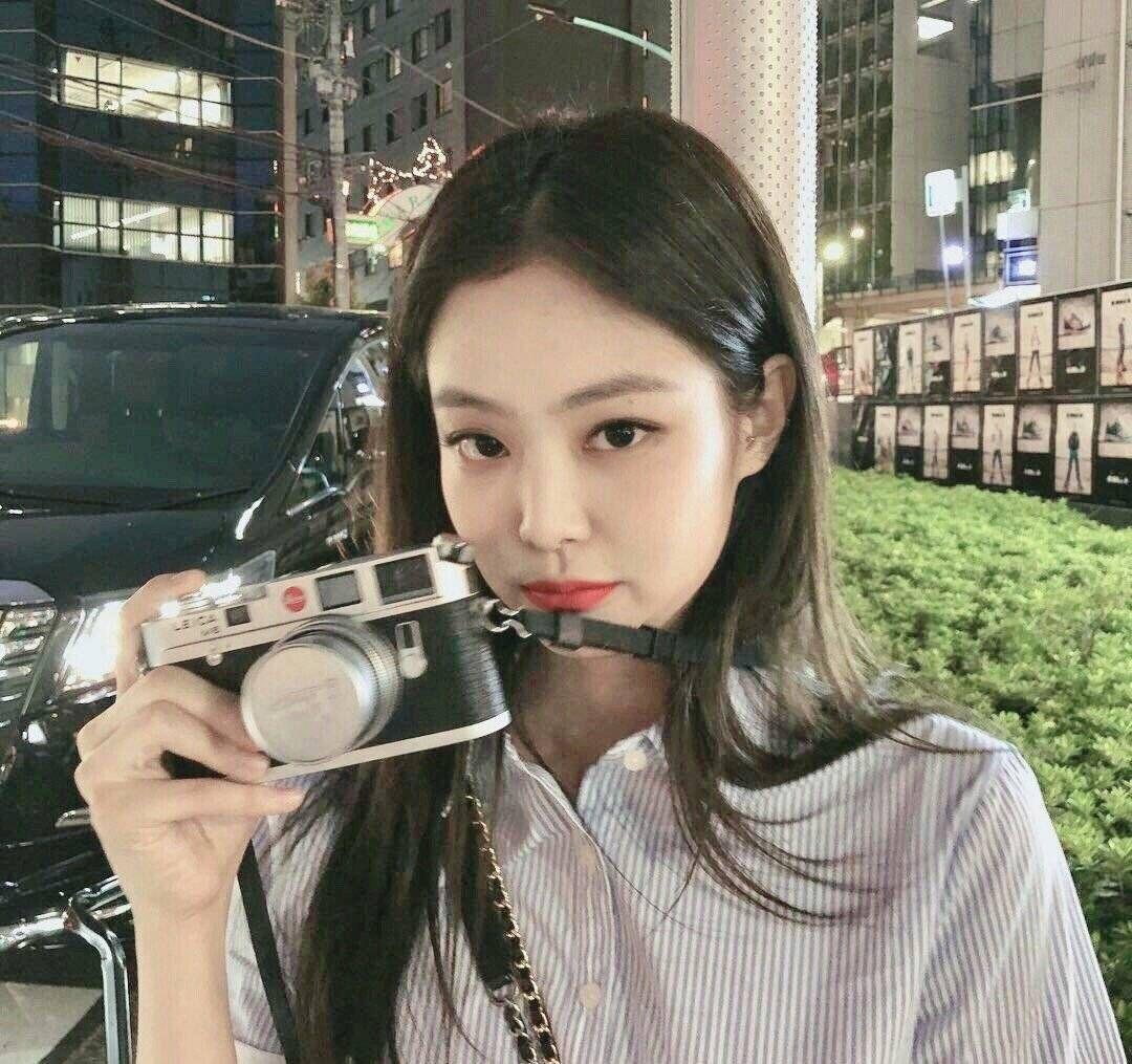 有没有blackpink成员金珍妮适合作头像的照片