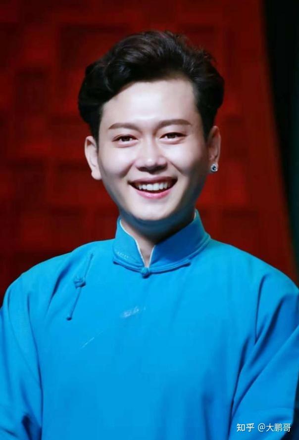 《德云斗笑社》:德云社演员们的童年趣事,张九龄暗恋的女同学