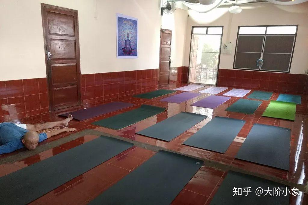 老挝7大冥想静修中心